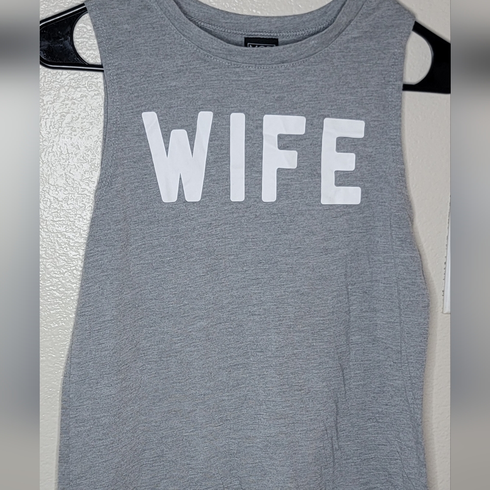 Modern Lux XS Grey Wife Graphic Tee